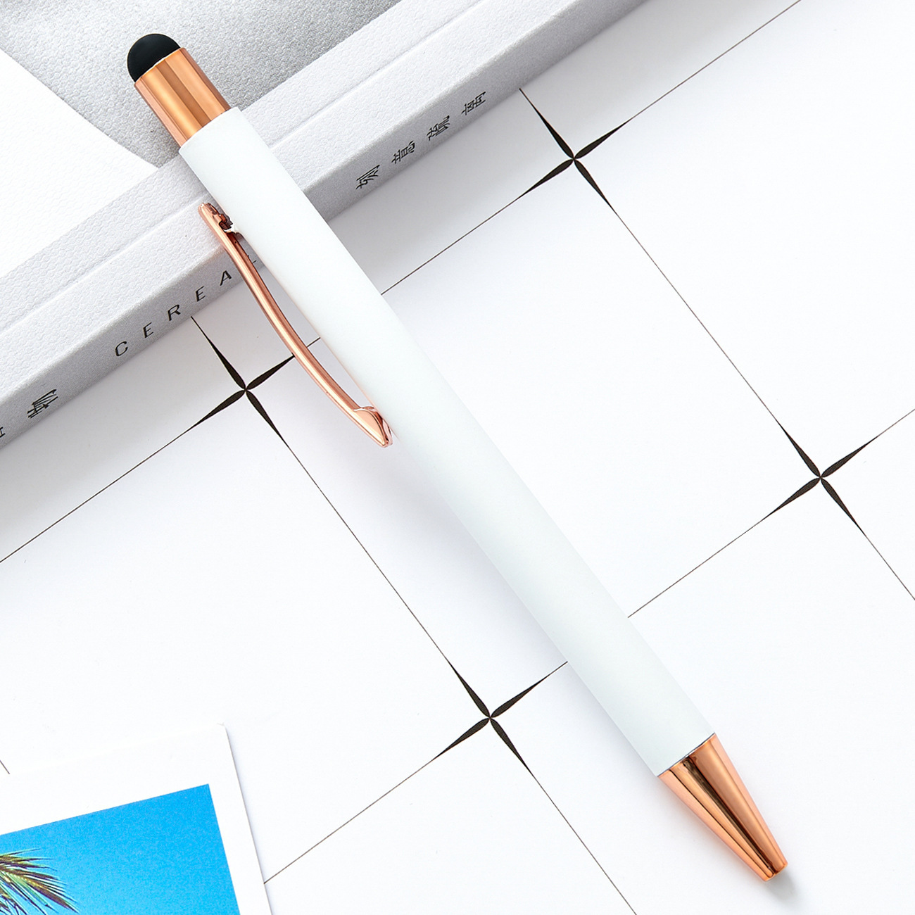 Bolígrafo de movimiento de pulverización al por mayor bolígrafo de bolas de pulverización de pegamento pluma de condensador de presión de logotipo láser pluma de aluminio de pantalla táctil