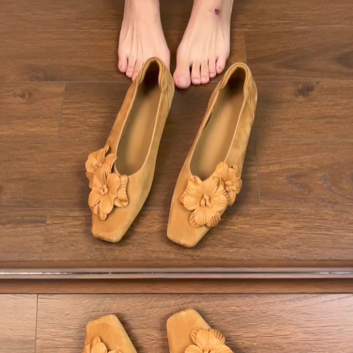 French Retro Square-Toe Elegant Floral Shallow Single-Strap Shoes for Women, New Chinese Style Height-Increasing Flat Loafers (Tax Not Included)