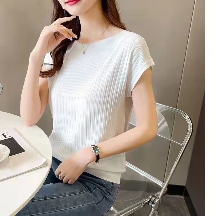 Summer New Design Niche Round Neck Vertical Striped Sweater Temperament Women's Top Lightweight Short-Sleeved Fashion