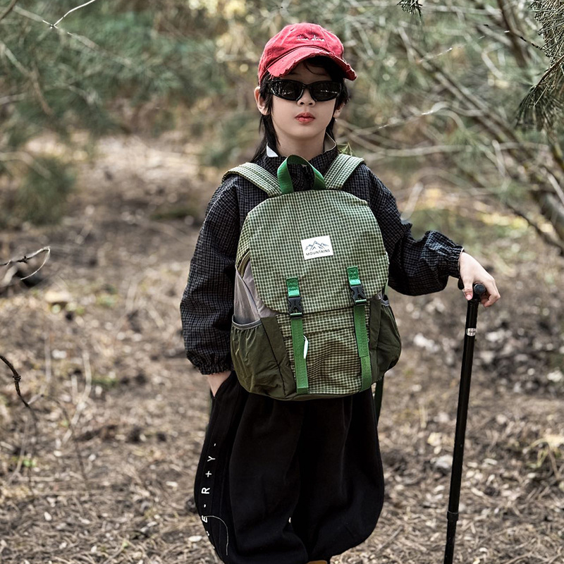 Nueva mochila de montaña para niños, mochila de ocio al aire libre, mochila de niños y niñas, mochila de viajes de estudiantes de primaria