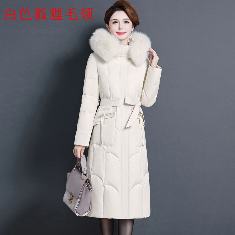 흰 여우 모피 칼라