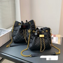 C�㙉Ͱ���KˮͰ���Q�羳�W���r��Ů���ϻ�朗l����Ƥ�����ŷ��