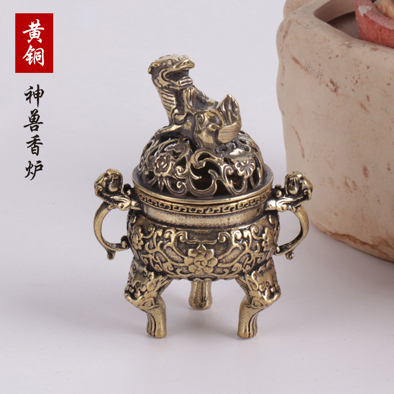 纯黄铜仿古做旧三足貔貅熏香炉双耳兽室内茶宠古玩家居小香炉摆件