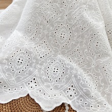 现货批发纯棉镂空绣花布 复古风衬衫连衣裙全棉打孔刺绣蕾丝面料