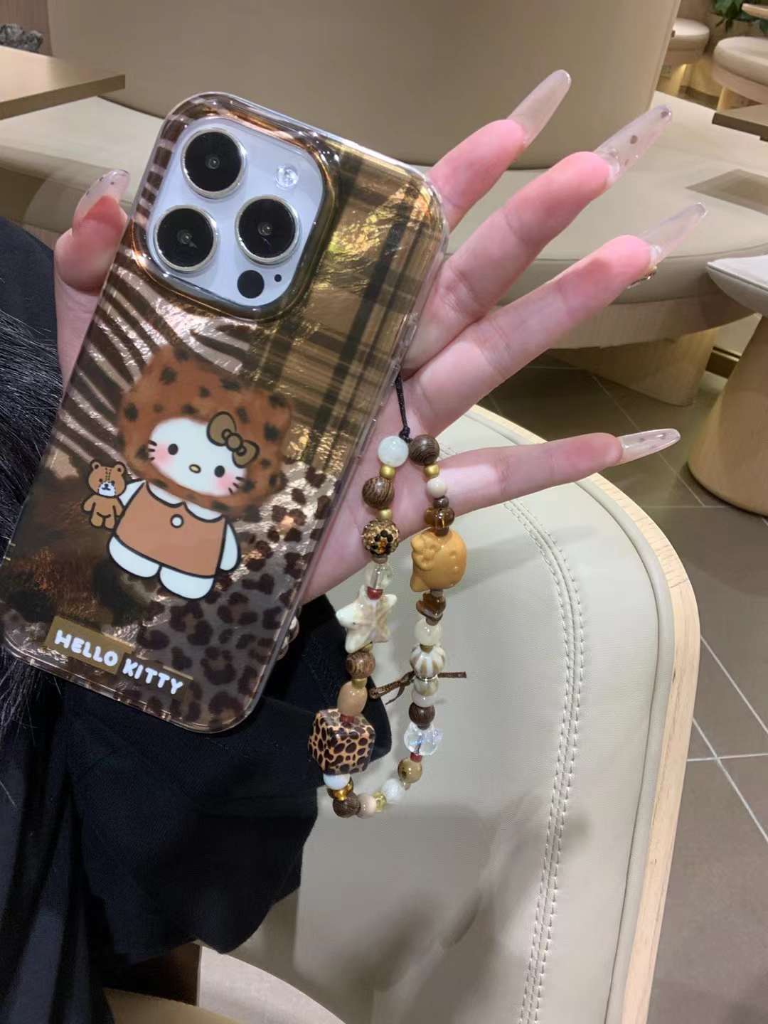 Otoño e invierno nuevo estilo estampado de leopardo costura kt para iPhone15 funda para teléfono móvil 16ProMax Apple 14 chica 13 cadena