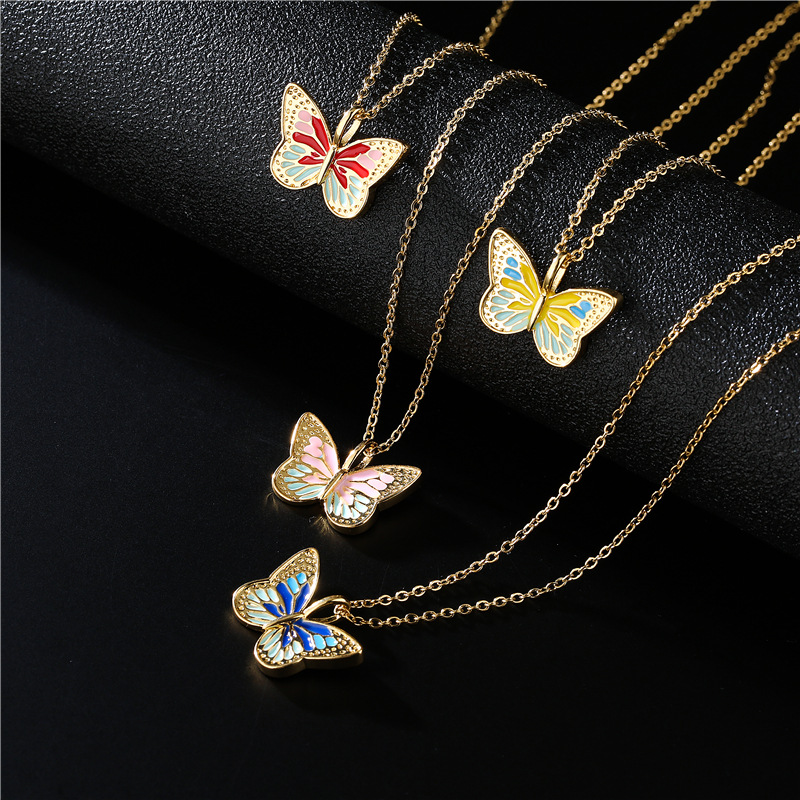 Aogu Cross-border Supply European And American Ins Internet Celebrity Same Style Colorful Oil Necklace Butterfly Pendant Real Gold Plated Copper Necklace display picture 2