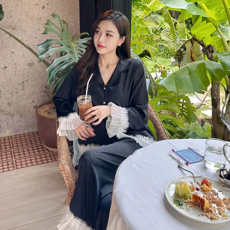 Spring and Autum New Lace Pajamas for Women, High-End Black Lace, Pure Lust Style, Sweet and Wearable, Women's Home Clothes