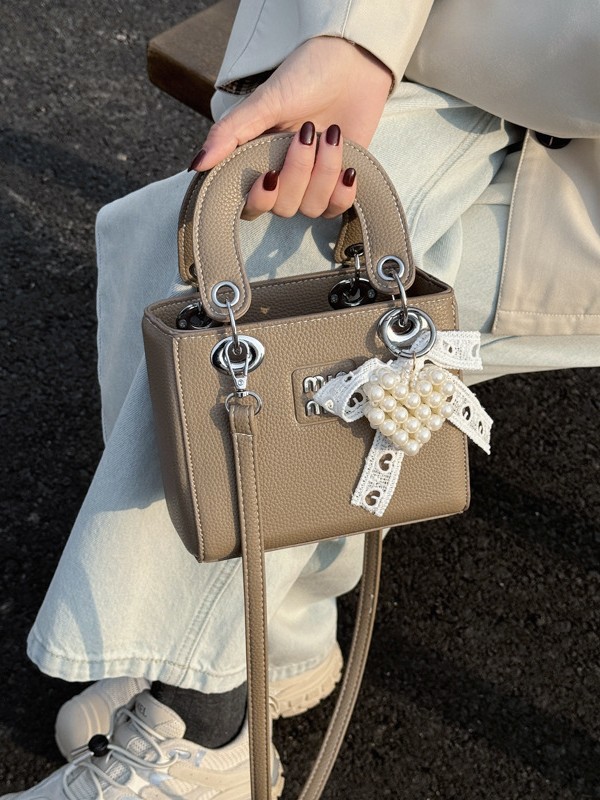 Bolso de moda de lujo ligero, bolso de dama, bolso de alta calidad, bolso de hombro de mujer, bolso de mano, bolso de brazo.