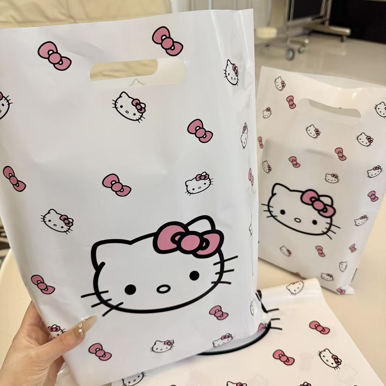 Hello kitty, linen bag, pack, handheld storage bag, Birthday gift, simple and elegant design 3