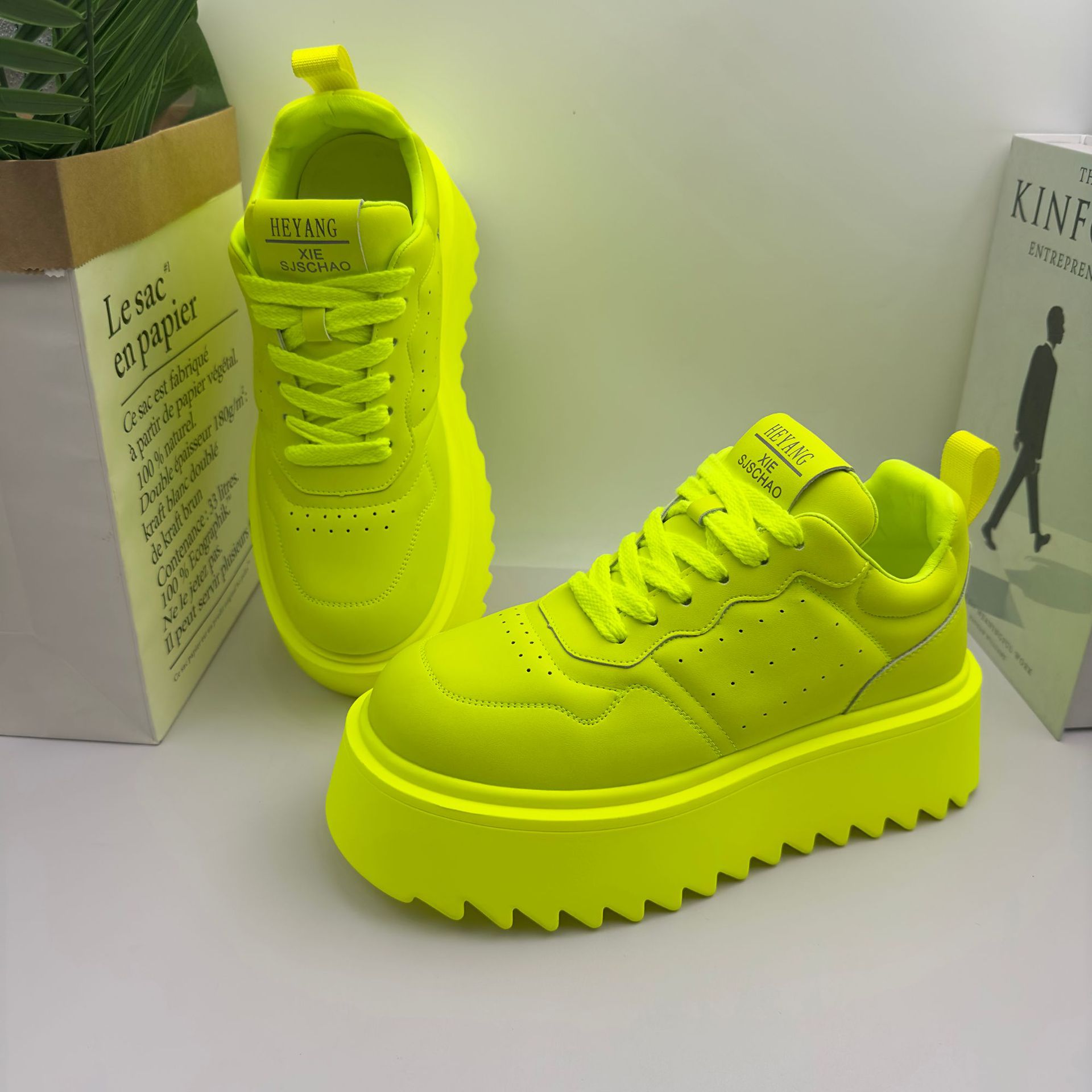 HEYANG Fall/Winter New Thick Sole Elevated Internet Celebrity Fried Street Platform Trendy Fashion Casual Design Men's Sneakers