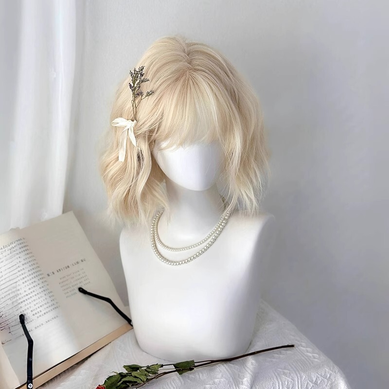 Factory in stock Wig Women's Short Hair [Marshmallow] Golden Daily Natural Realistic Wool Roll Simulation Wig Cover