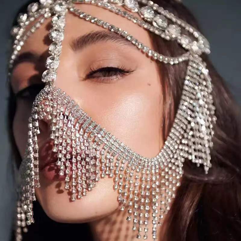 retro fashionable hair accessory with tassels