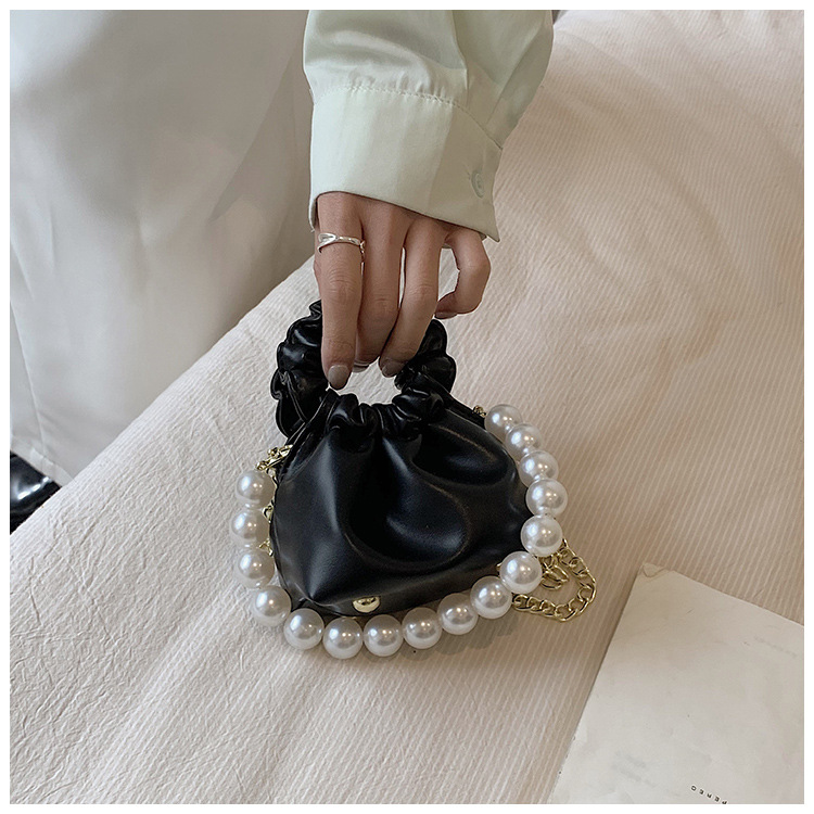 255g Weight Beading, Pearls Fashion Element Clasp Frame Closure Type Top Handle, Chain Strap Type Crossbody Bag Bags Type Casual, Daily, Shopping Occasion Pu Leather Material Solid Color Pattern All Seasons Season Kid'S Gender Cute Style Bucket Shape Kid'S Pu Leather Solid Color Cute Beading Pearls Bucket Clasp Frame Crossbody Bag 36