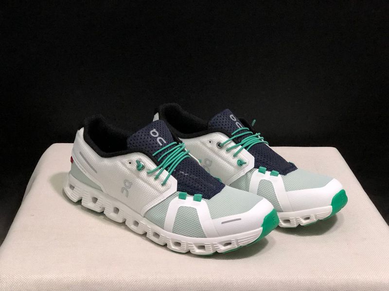 On昂走Cloud x 5アウトドアクッションネットランニングトレーニング男女カップルスポーツランニングシューズ|undefined