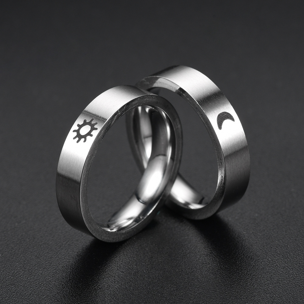 Fashion Titanium Steel Matte Sun Moon Couple Ring Wholesale Nihaojewelry display picture 7