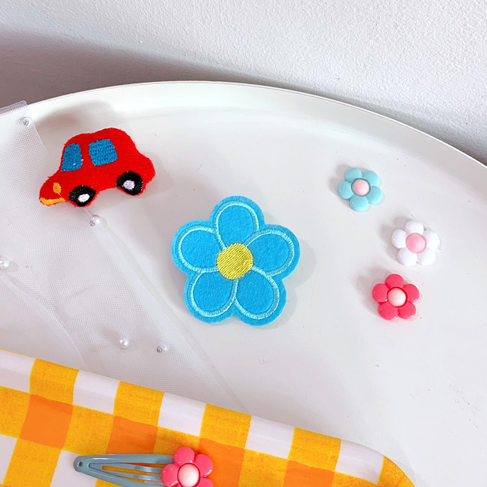 INS moda lindo japonés creativo de dibujos animados broche de acrílico accesorios chica ropa bolsa colgante insignia PIN