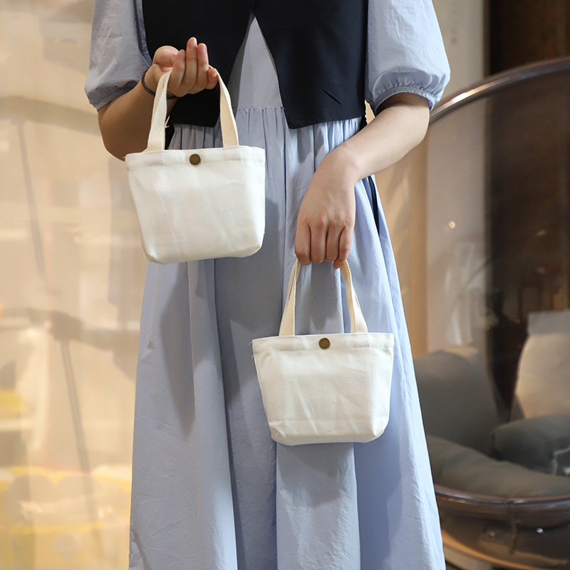 Japanese and Korean Style Ins Canvas Bag Pure White Portable Mini Solid Color Small Handbag Casual Cute Women's Commuter Canvas Bag Japanese and Korean Style Ins Canvas Bag Pure White Portable Mini Solid Color Small Handbag Casual Cute Women's Commuter Canvas Bag
