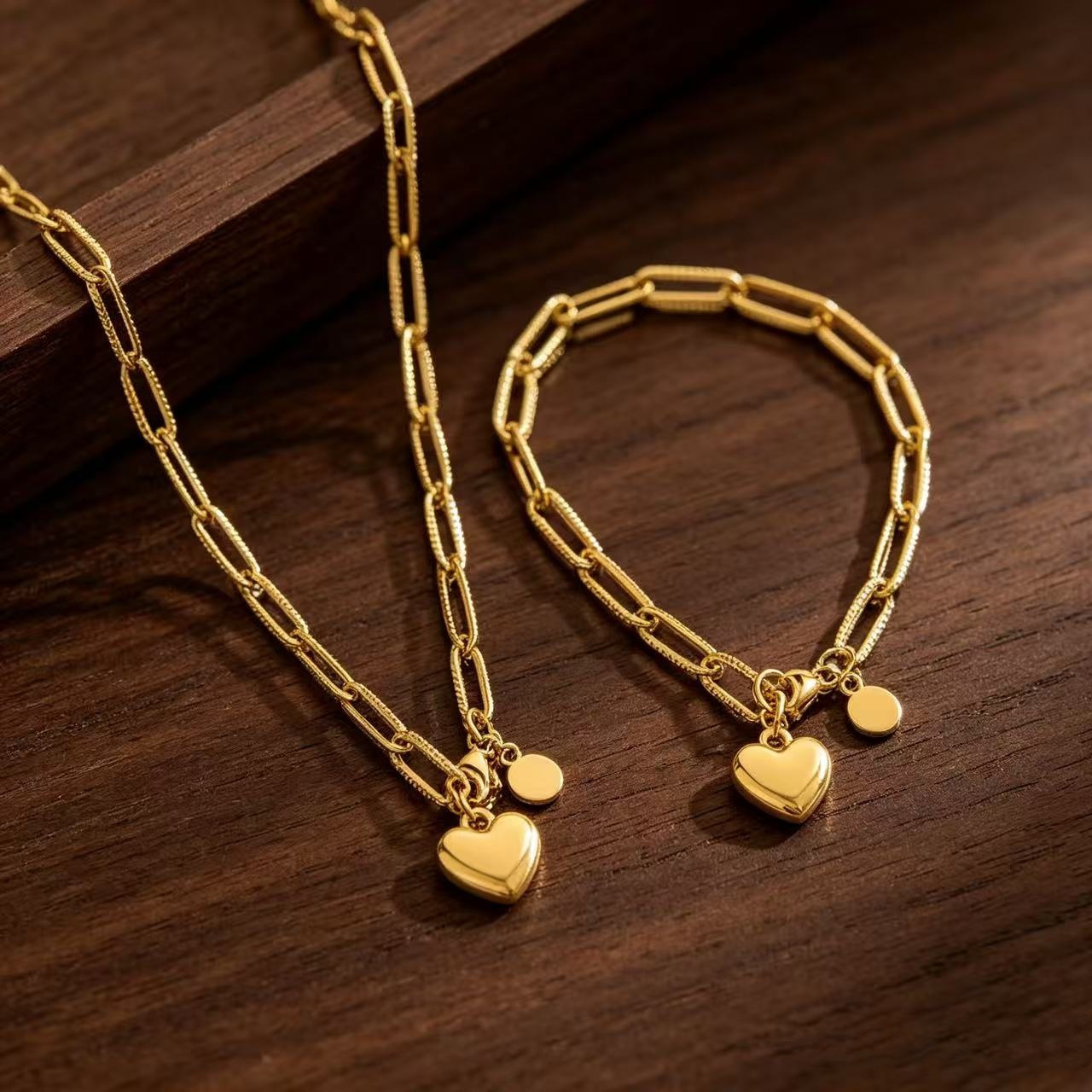 European and American Simple Stainless Steel Bracelet and Heart Pendant Necklace Women's Friendship Jewelry Set, Exclusively for Cross-Border Foreign Trade Wholesale