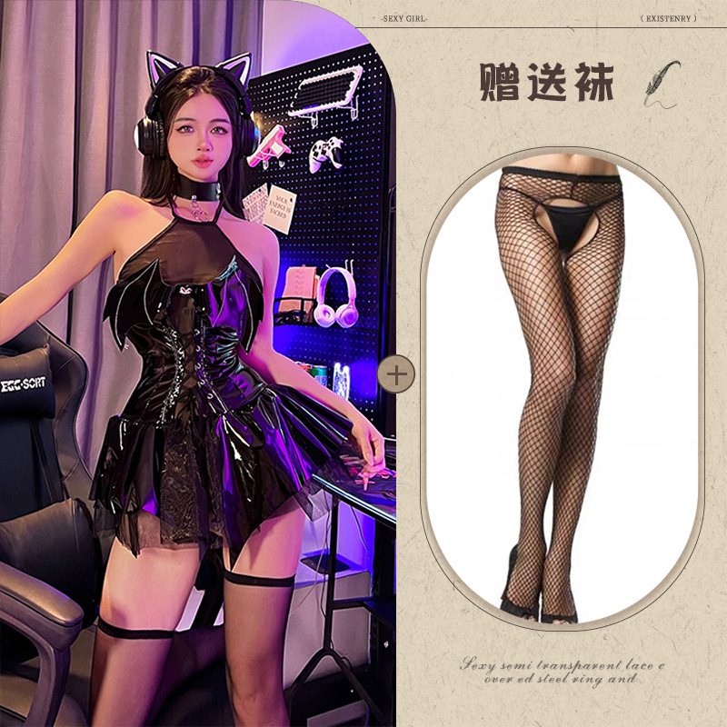 Black + medium mesh socks