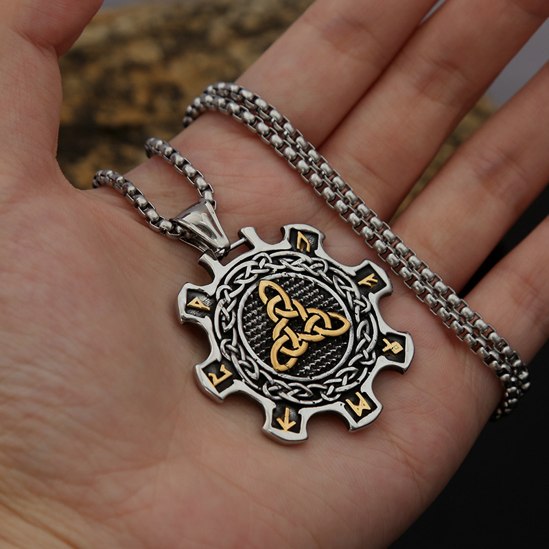 Men's Stainless Steel Necklace Double Sided Triangular Pendant_voghion.com