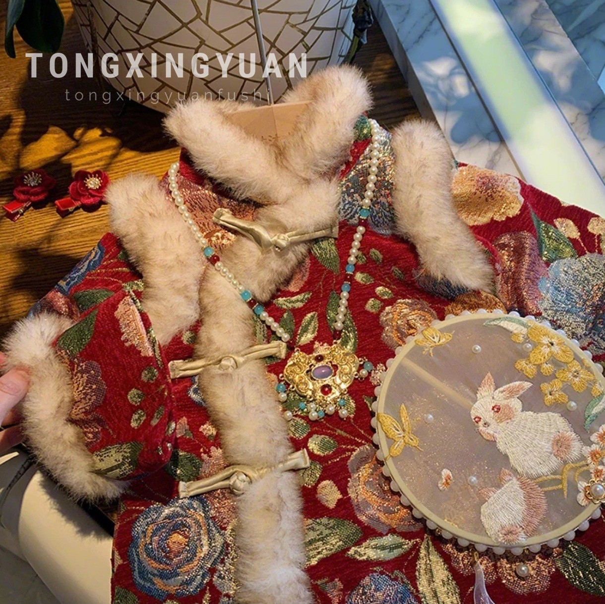 Niño estrella redonda ropa de Año Nuevo 2025 nuevo vestido de invierno vestido de aniversario de niña estilo nacional cheongsam vestido de princesa de estilo chino