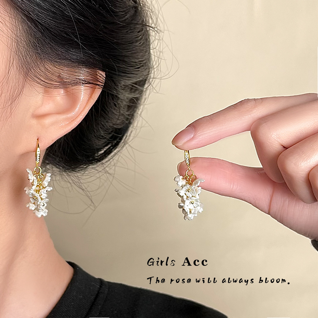 模特_0011_耳语场景新水印 拷贝 10.jpg