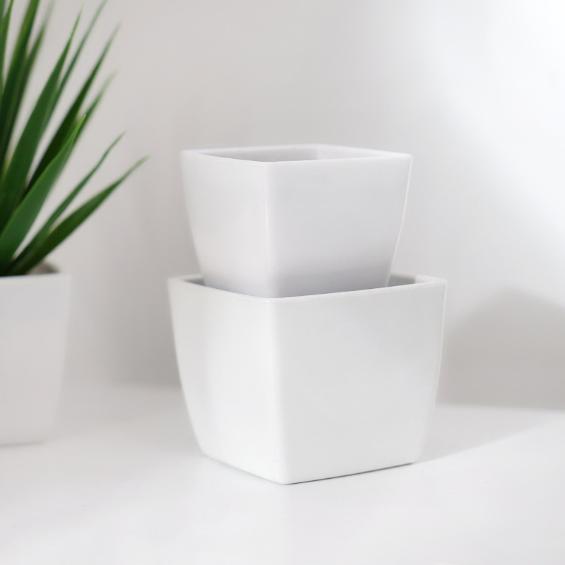 Flores de imitación de plantas de plástico maceta mini falsa maceta de plástico no agujero de fuga de agua pequeña maceta cuadrada blanca