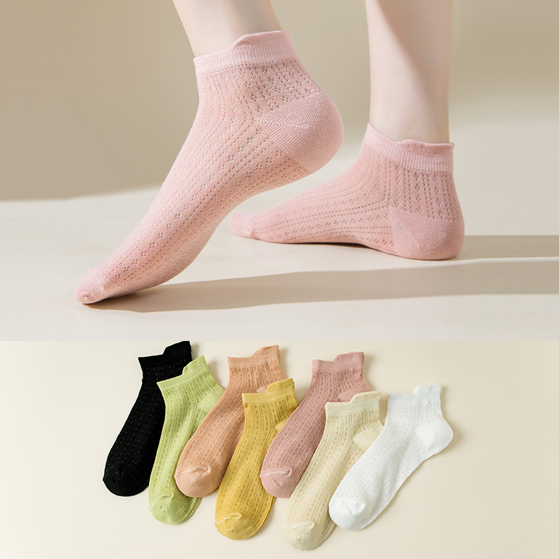 Elastic Crystal Stockings with Hollow-Out Ear Loops, Breathable Mesh, Sweat-Absorbent, Solid Color Boat Socks, Ice Socks, Short Socks, a Must-Have for Summer