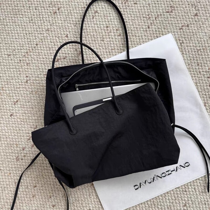 Korean Large-Capacity Multi-Compartment Portable Shoulder Bag Black Normcore Nylon Tote Bag Computer Bag Travel Cosmetics Bag Korean Large-Capacity Multi-Compartment Portable Shoulder Bag Black Normcore Nylon Tote Bag Computer Bag Travel Cosmetics Bag