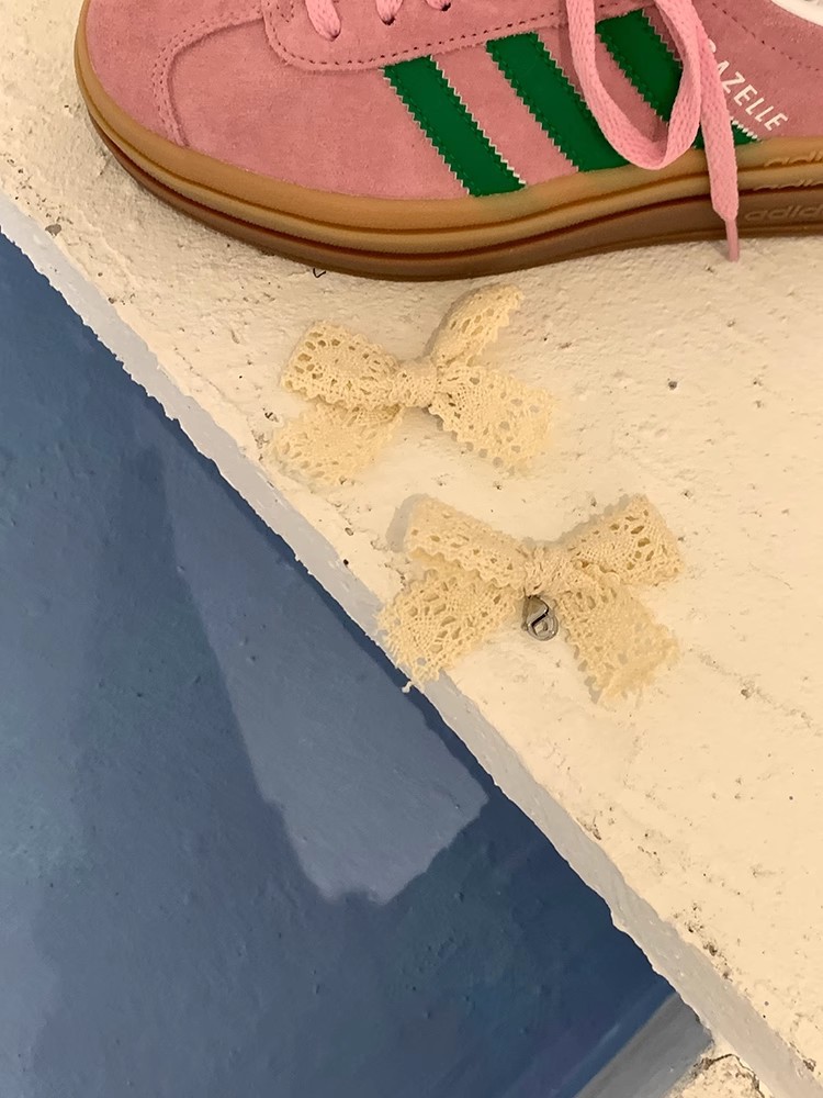 Ins Blogger Diy Pearl Butterfly Botón Bot