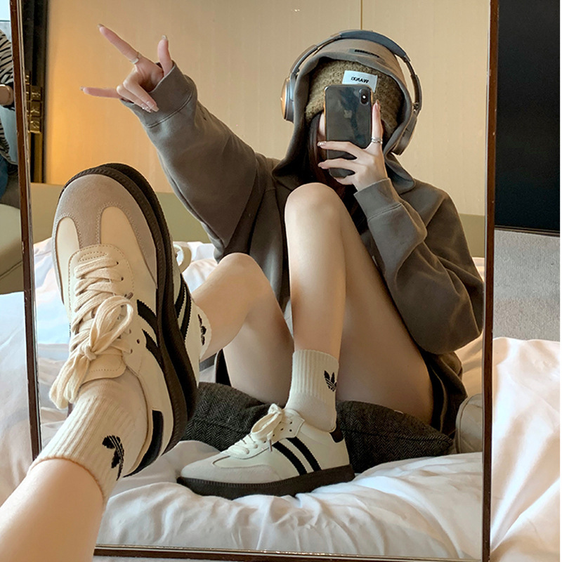 Zapatillas deportivas casuales de suela gruesa con bloques de color estilo retro 2025 de Grape Mom, zapatillas de entrenamiento alemanas para mujer, modernas para primavera y otoño