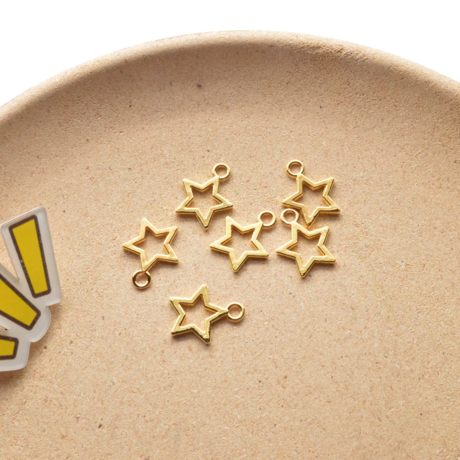 Сплав аксессуары для волос кулон аксессуары для одежды DIY Ювелирные изделия наполнитель полая маленькая звезда полая пятиконечная звезда