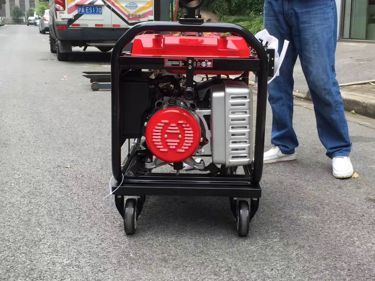 伊藤动力小型5KW三相电启动四冲程汽油发电机YT6500DCE3-2厂家