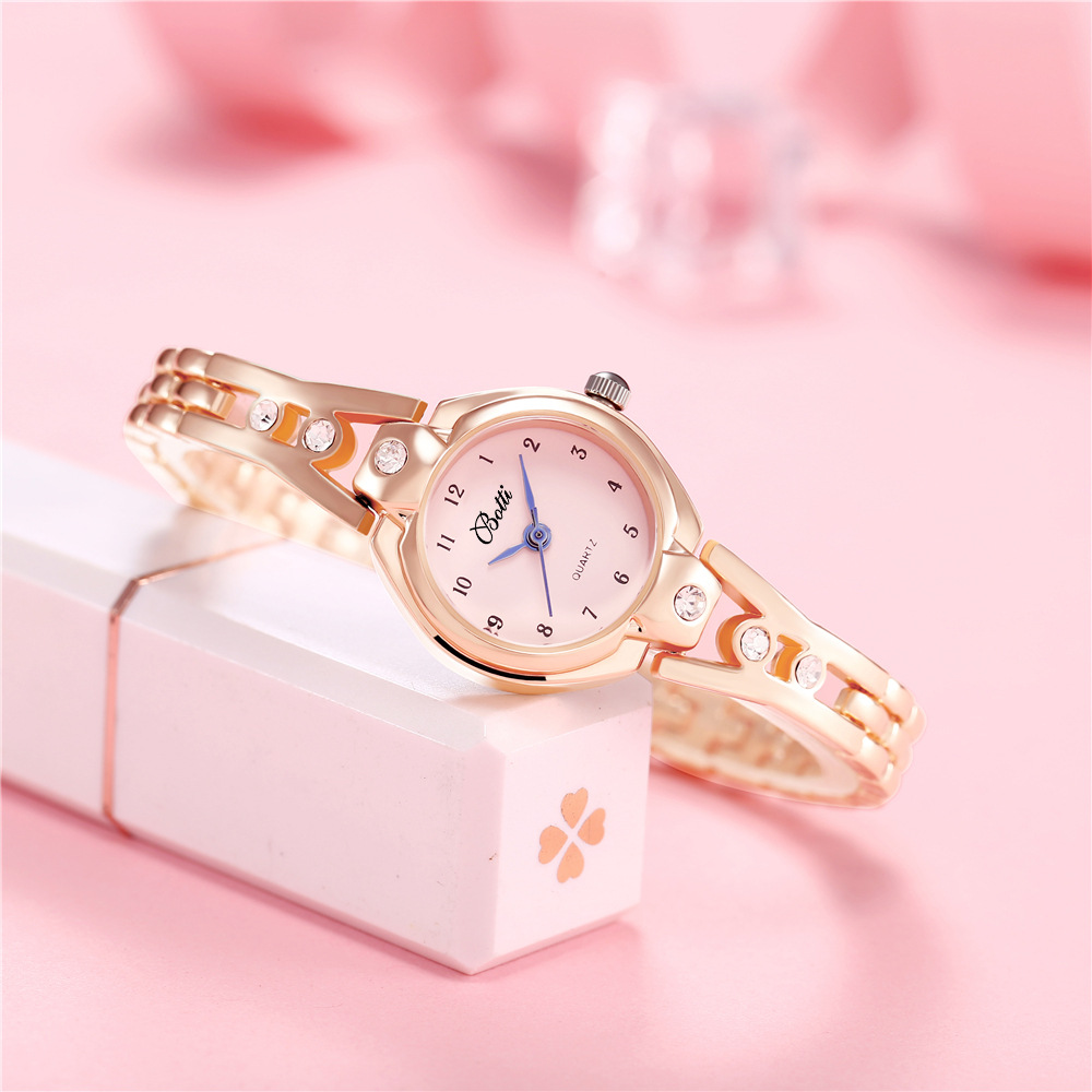 Ins Personalized Diamond Inlaid Women's Bracelet Bracelet Watch Korean Fashion Quartz Watch Student Watch Female