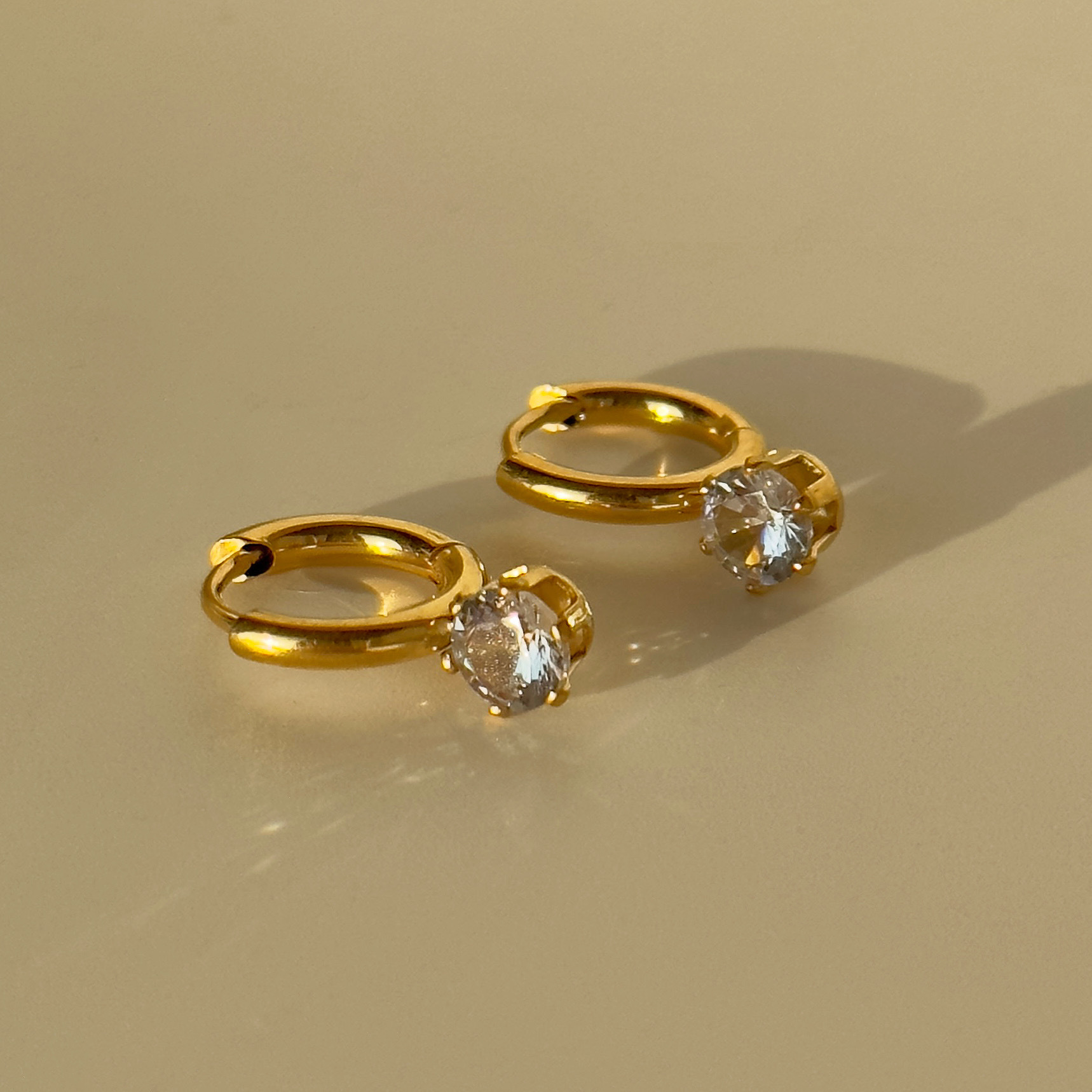 Earrings Classification 1 Pair Quantity Street Occasion 304 Stainless Steel, Titanium Steel Material 1 Pair Lady Round Titanium Steel Plating Inlay Zircon 18k Gold Plated Earrings