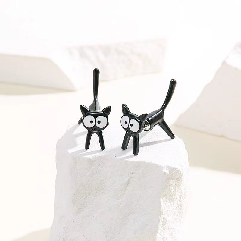 Nuevo dulce lindo elfo gatito oído espárragos pendientes de dibujos animados simple diseño inteligente negro gato oreja fábrica al por mayor