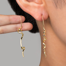 欧美时尚个性冷淡风高级设计感不规则铜材螺旋耳坠女士不对称耳环