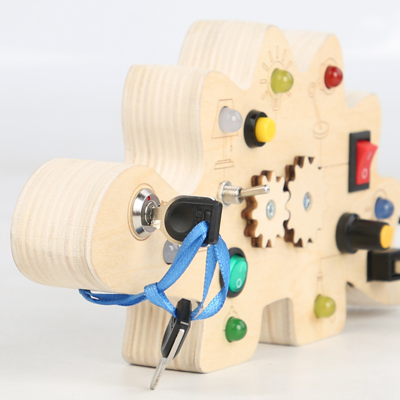 Juguetes educativos transfronterizos para niños, tablero de actividades de madera con interruptores, enchufes, circuitos, luces LED, juguetes de madera prácticos