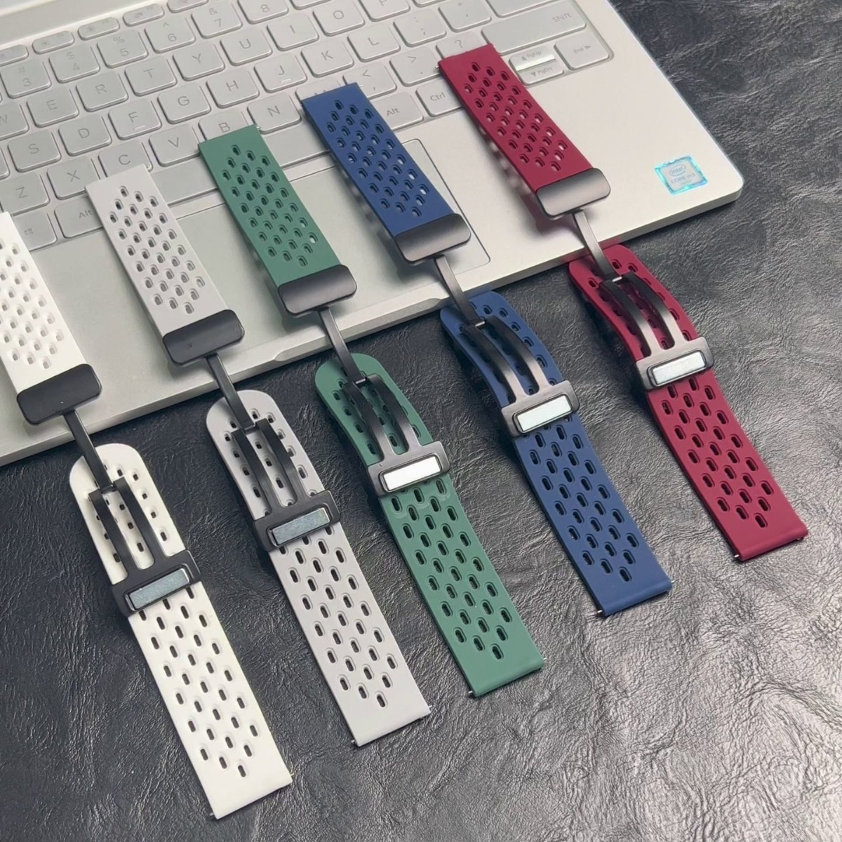 For Huawei GT4 Watch with Women's GT5Pro Magnetic Buckle watch4pro Men's Silicone Hollow Breathable Sports