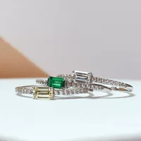 Новый 925 Серебряный Изумрудный огранка Мода простая маленькая тонкая стена 50 точек Изумрудное кольцо квадратное маленькое кольцо с бриллиантом