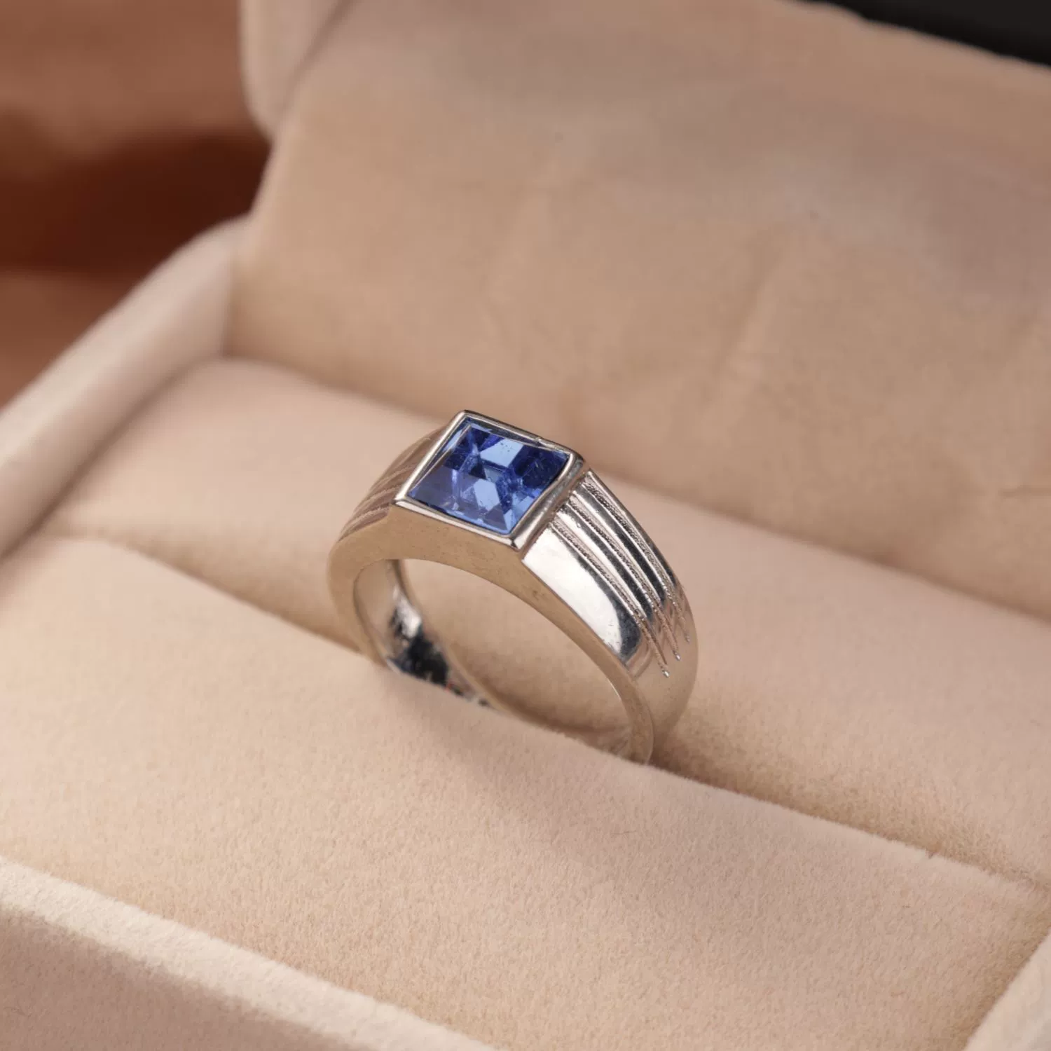 Европейские и американские трансграничные кольца с драгоценными камнями мужские женские голубые драгоценные камни кольца хрустальный циркон пара индивидуальность экологически чистая медь