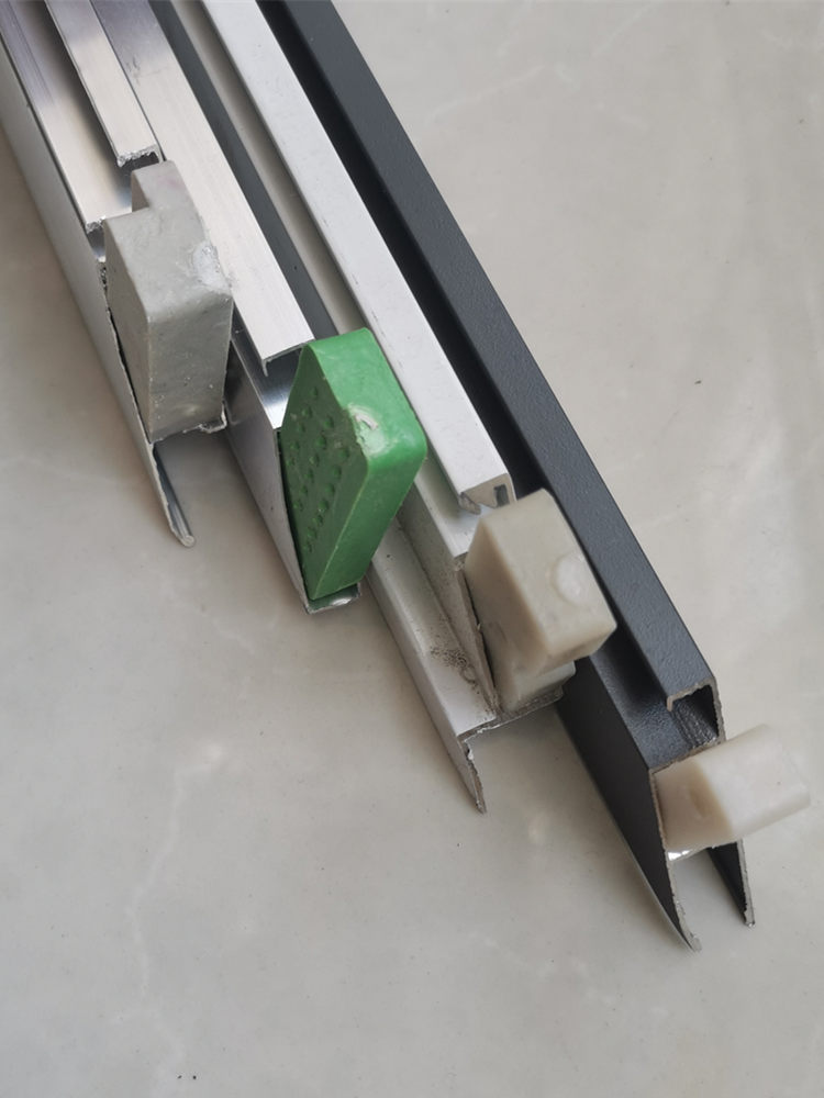 成阳塑料角码固定角L型内置拐角沙角铝合金纱窗框连接角90度直角