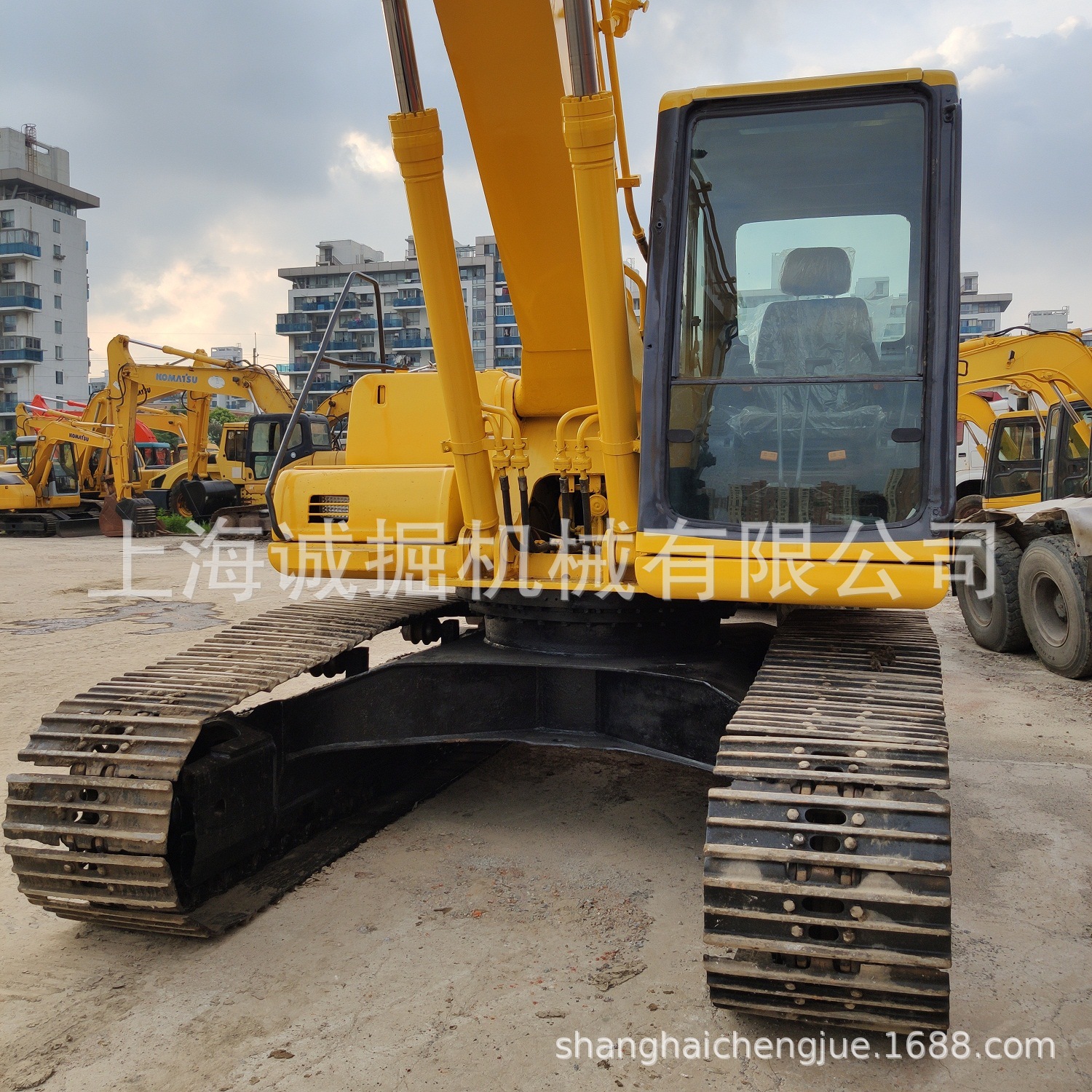 二手小松挖掘机PC200-6 PC200-8二手挖掘机出售