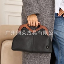 Сумка个性手拿包经典纯色百搭夹口开合新款跨境女包斜挎女包