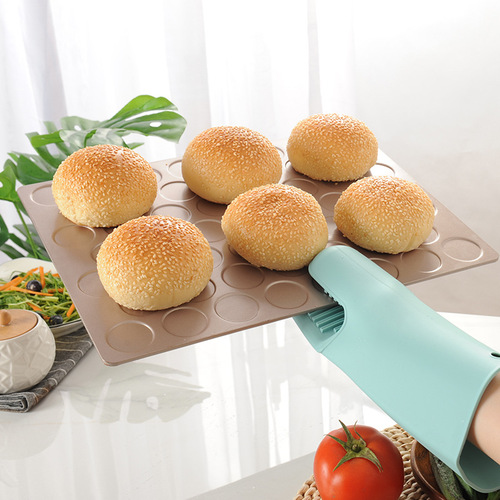 Nordic style thickened microwave oven gloves non-slip insulation gloves baking silicone gloves