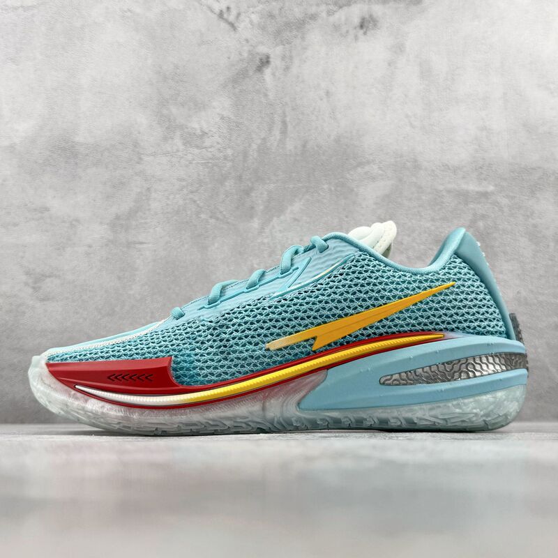 GT Cut basketball shoes in Harper Bleach Water Blue, suitable for guards' training and actual play, unisex court shoes with cushioning and anti-torsion features GT Cut basketball shoes in Harper Bleach Water Blue, suitable for guards' training and actual play, unisex court shoes with cushioning and anti-torsion features