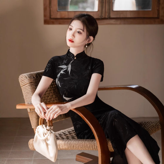Beizhi Rhyme Flocking Embroidered Improved Cheongsam Female Spring Slim New Chinese Style National Style Tight Waist Cheongsam dress