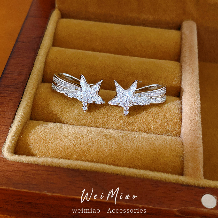 Zircon estrellas orejas clips de orejas mujeres sin agujeros de orejas temperamento de moda personalidad aretes ligeros de lujo alta sensación de auriculares al por mayor