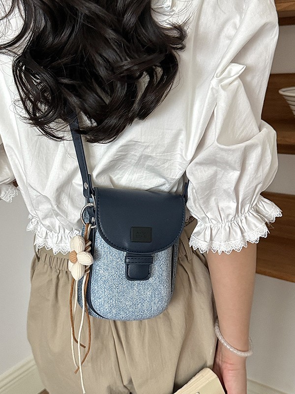Bagos de silla de nicho de alta calidad para mujeres 2026 nuevo bolso de teléfono móvil ligero de lujo extranjero mini viaje mochila de hombro