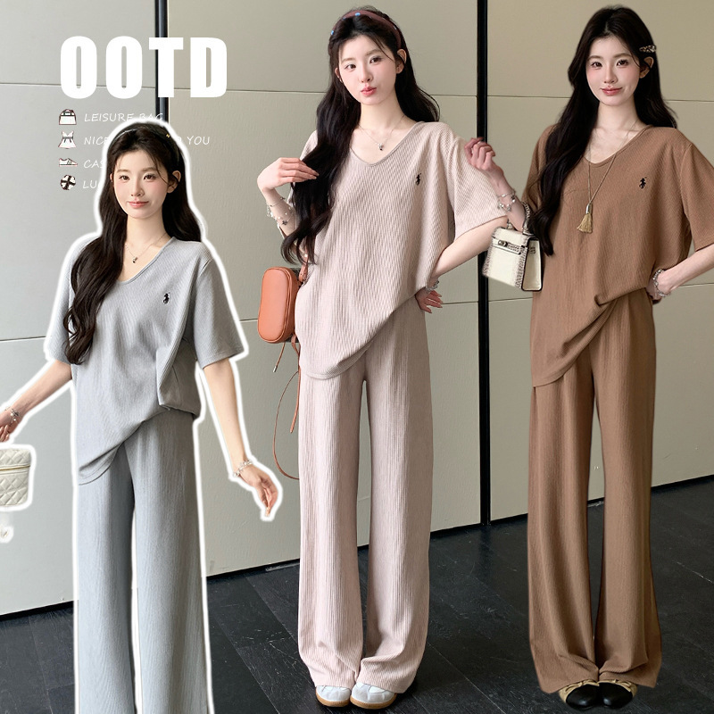 2026 Stylish Casual Outfit New Design Short-Sleeve Top and Wide-Leg Pants Two-Piece Maternity Wear